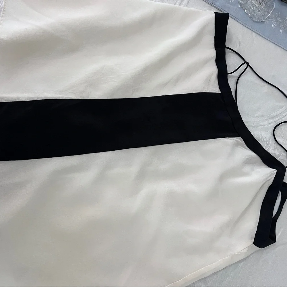 Tibi Black and White Textured Top - Picture 5 of 7